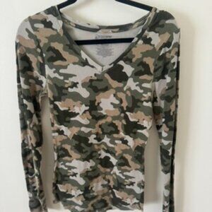 NOBO Camo Long Sleeved V-Neck Babydoll Tee